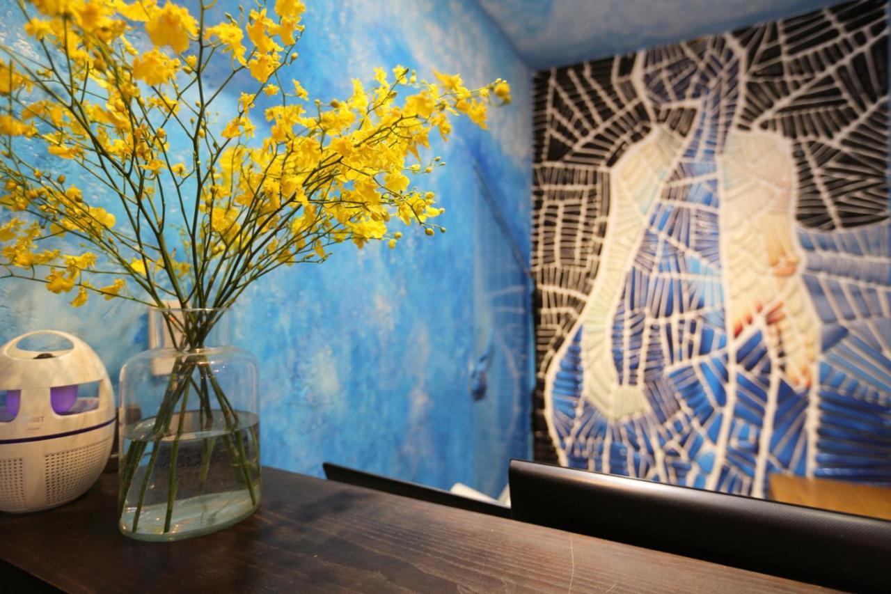 Aquarizon Boutique Hostel & City Bar Хошимин Экстерьер фото