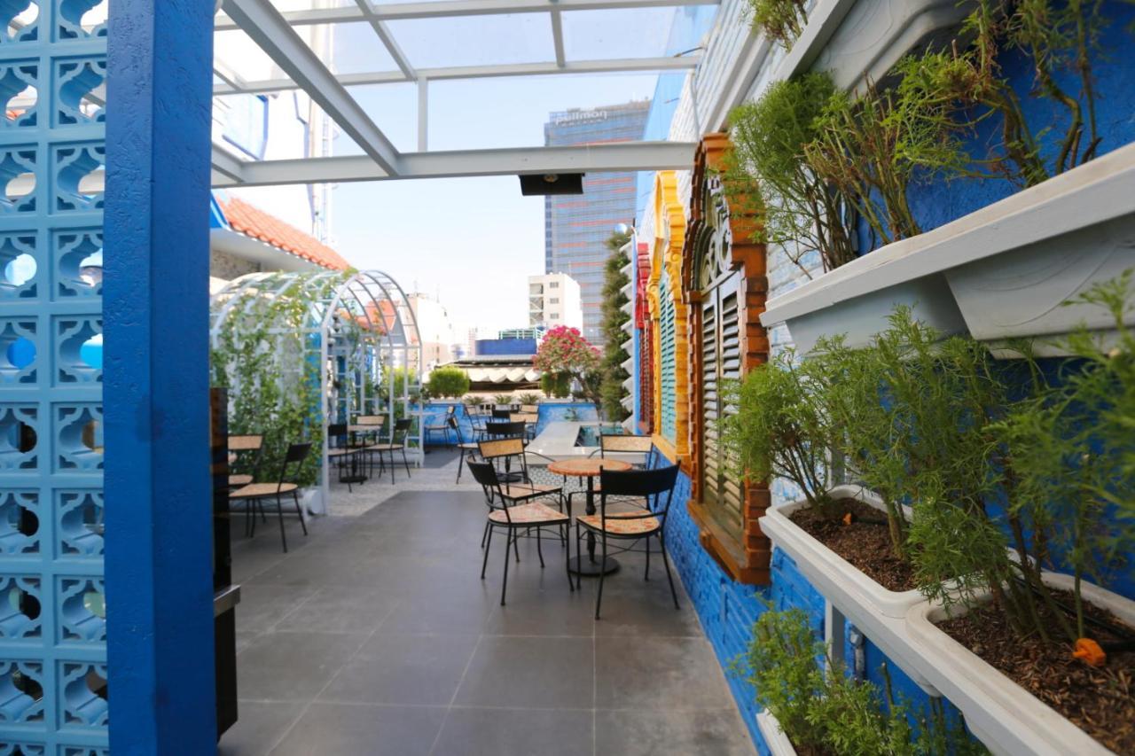 Aquarizon Boutique Hostel & City Bar Хошимин Экстерьер фото
